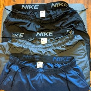 Nike dri-fit training shorts L